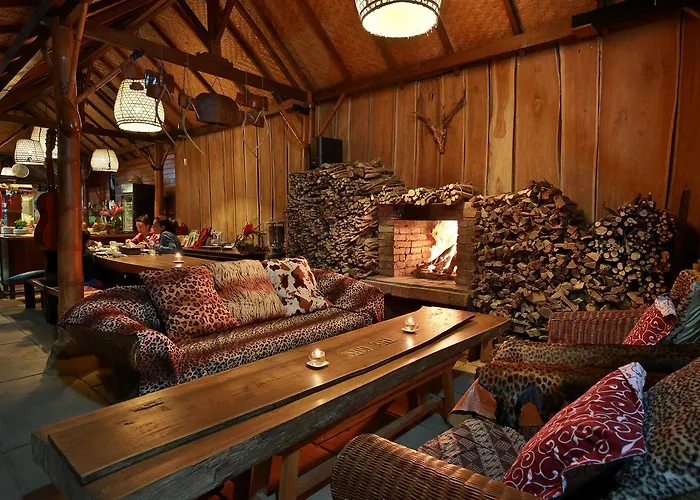 Campo de lujo Sang Giri Mountain Tent By Puri Signatures Jatiluwih